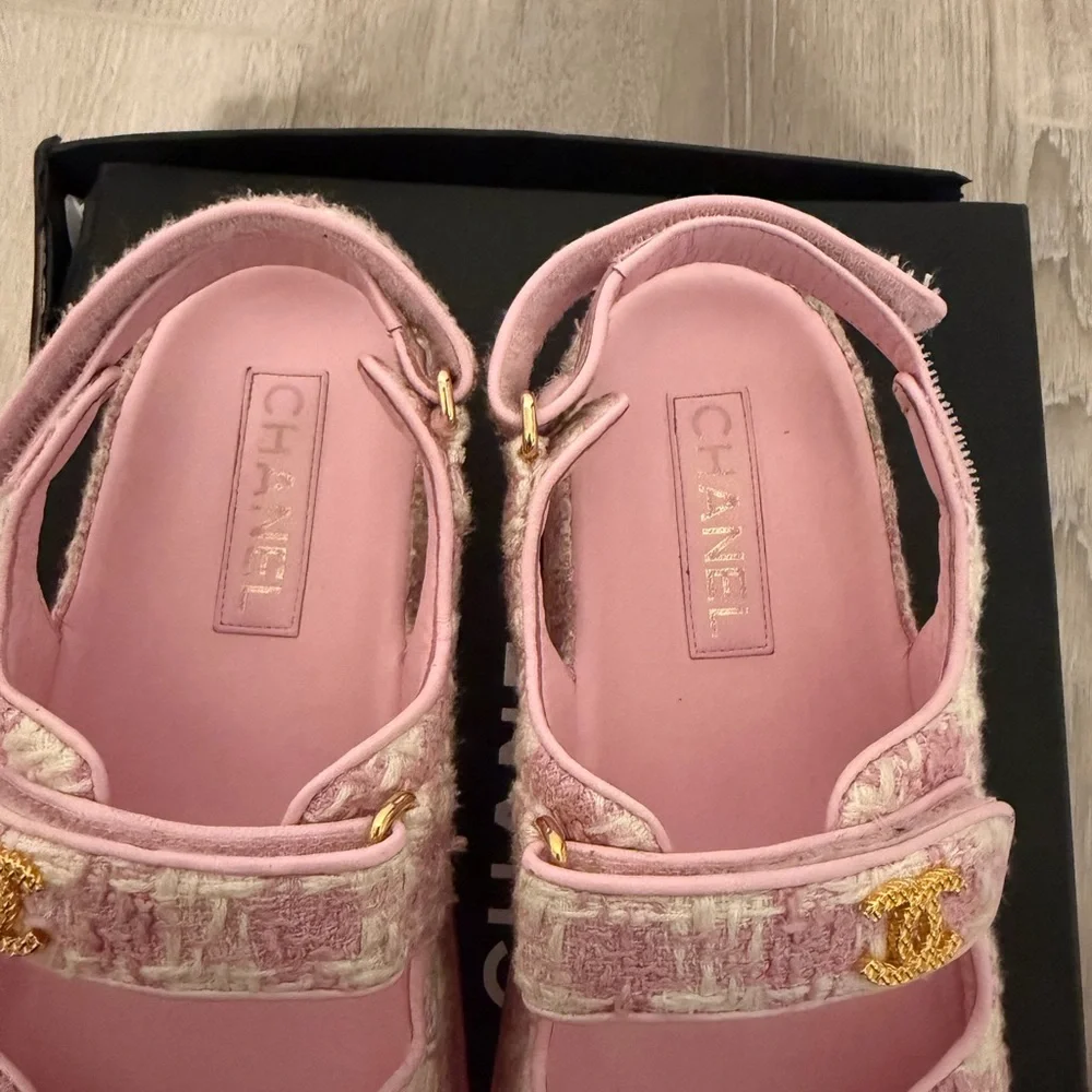 Stylish Pink Kids Sandals - Picture 4 of 4
